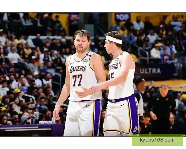 雷迪克爆料达拉斯影像团队误放里夫斯MRI位置引发关注